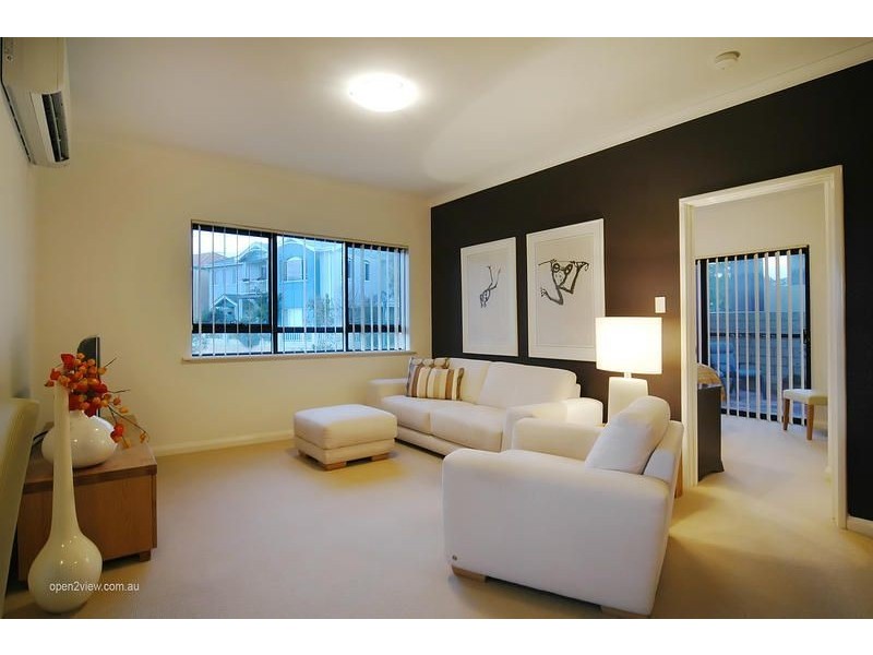 7/1 Spinebill Loop, Joondalup WA 6027