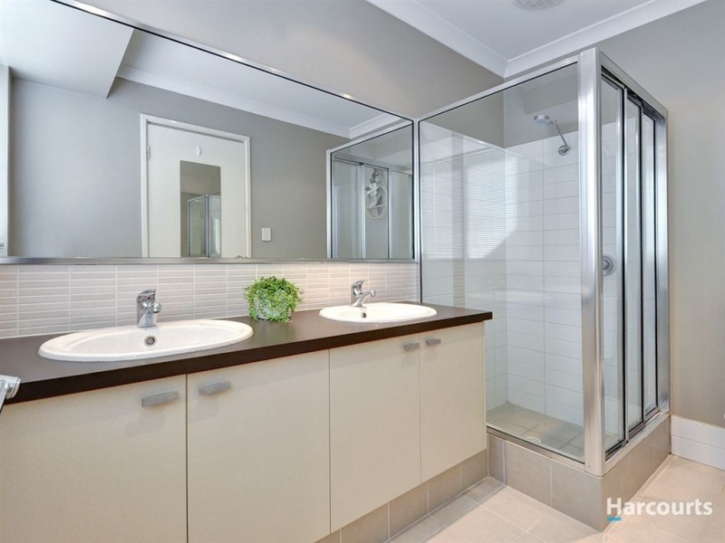 42 Vanderlin Crescent, Ridgewood WA 6030