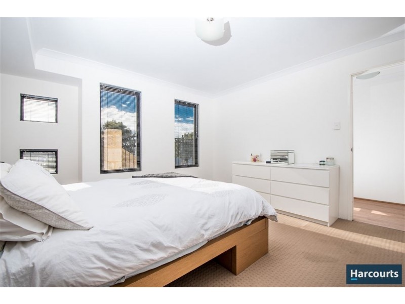 2 Miami Lane, Clarkson WA 6030