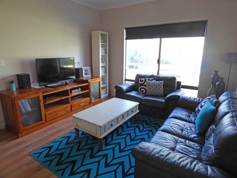 18 Sierra Nevada Ridge, Merriwa WA 6030