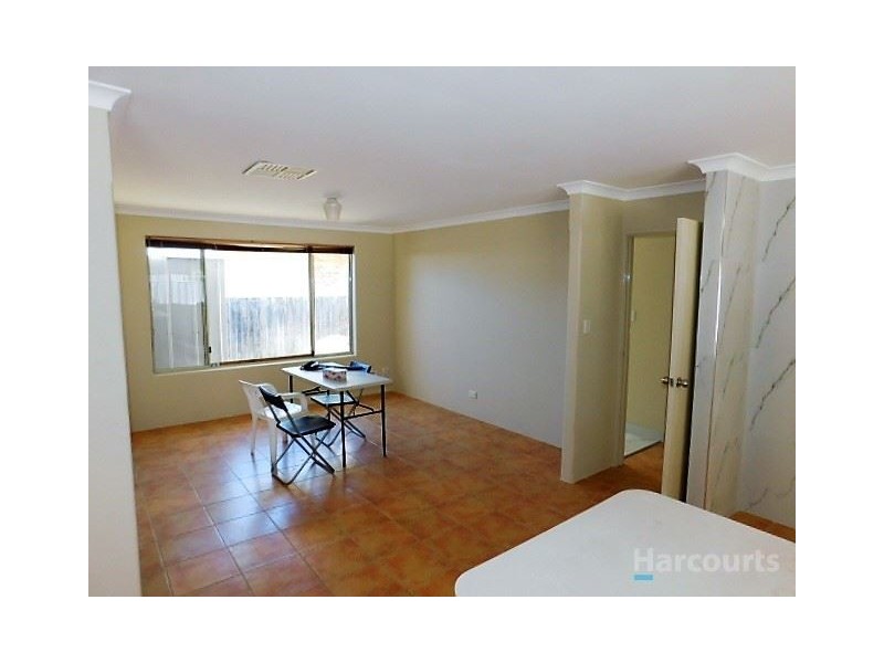 18 Rothesay Heights, Mindarie WA 6030