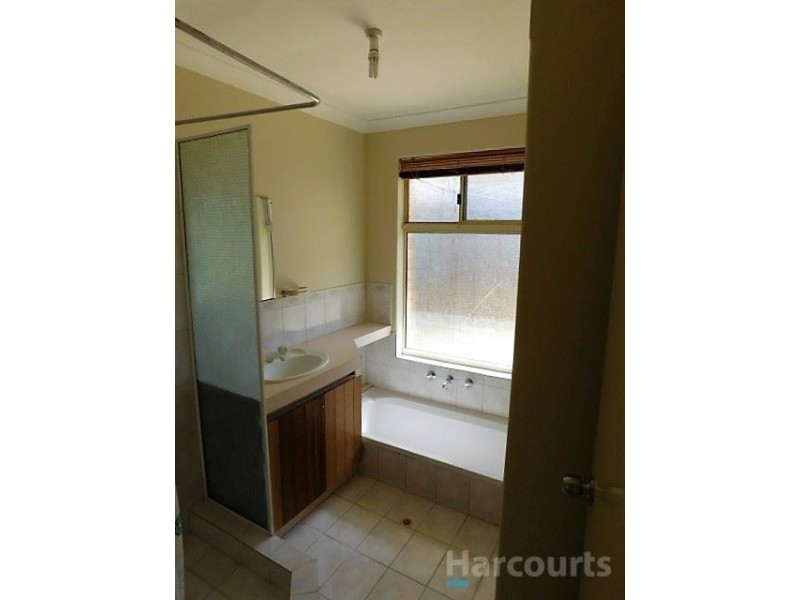 18 Rothesay Heights, Mindarie WA 6030