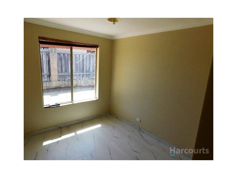 18 Rothesay Heights, Mindarie WA 6030