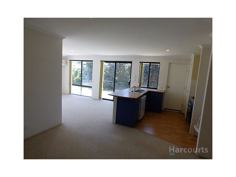 21 Blue Mountain Link, Merriwa WA 6030