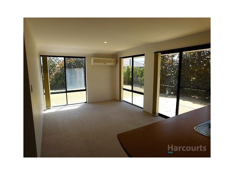 21 Blue Mountain Link, Merriwa WA 6030