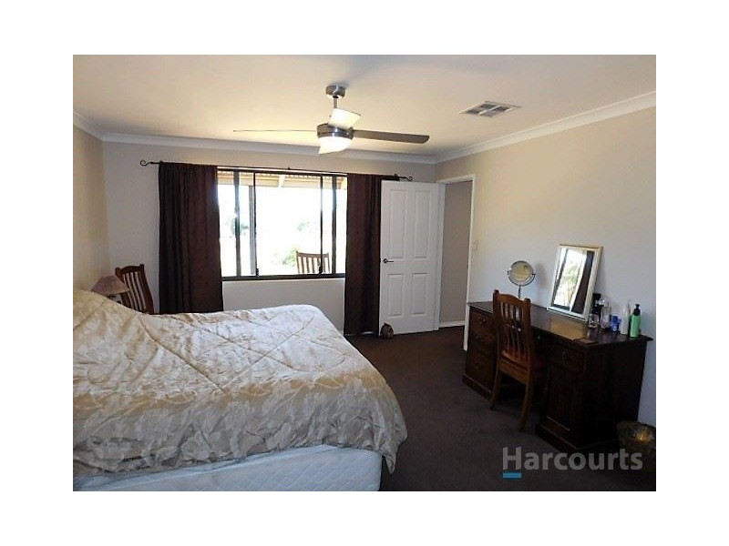 104 Ridgewood Loop, Bullsbrook WA 6084