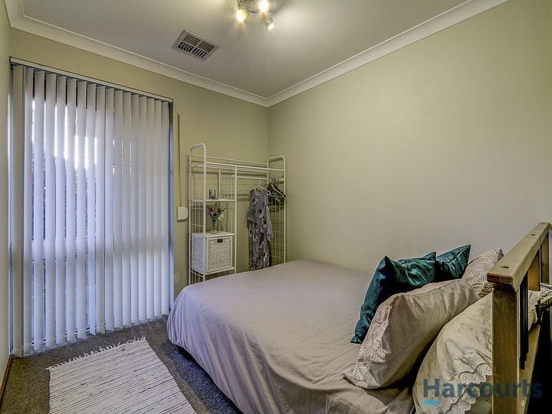 142 Eddystone Avenue, Craigie WA 6025