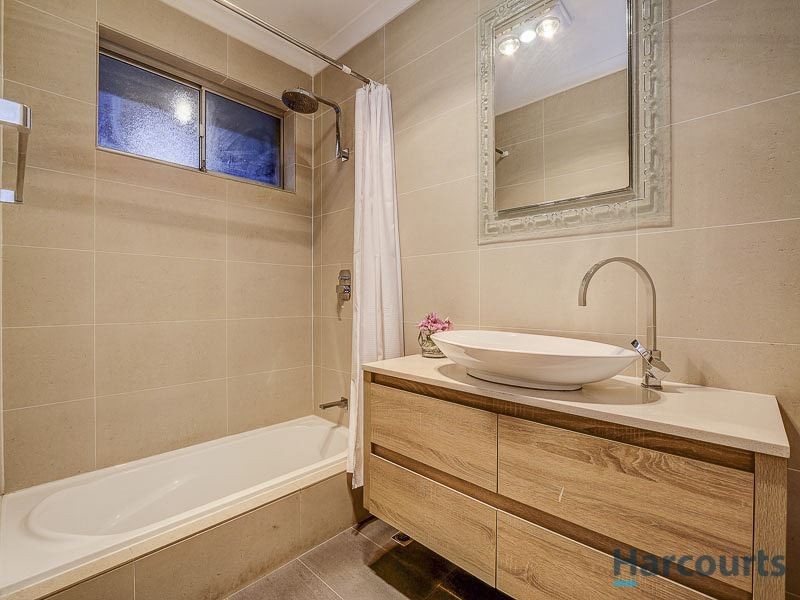 142 Eddystone Avenue, Craigie WA 6025