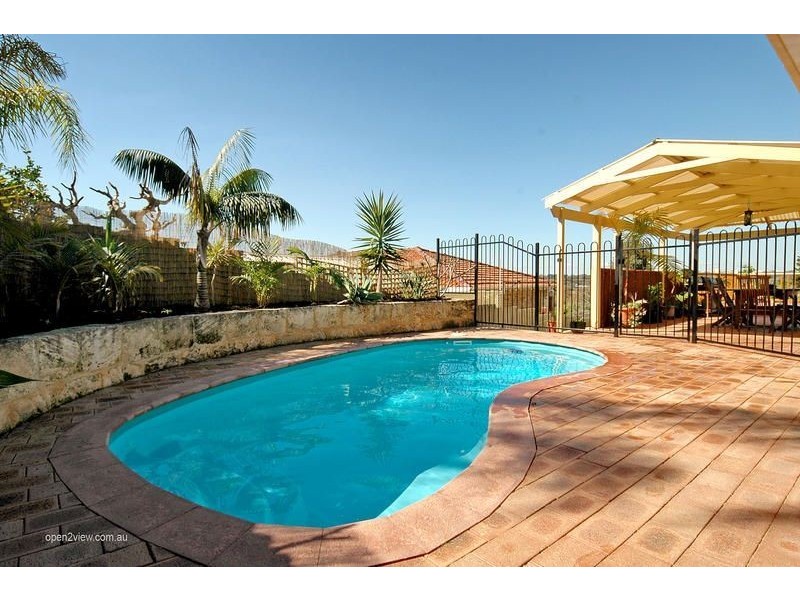 11 Ridge Close, Edgewater WA 6027