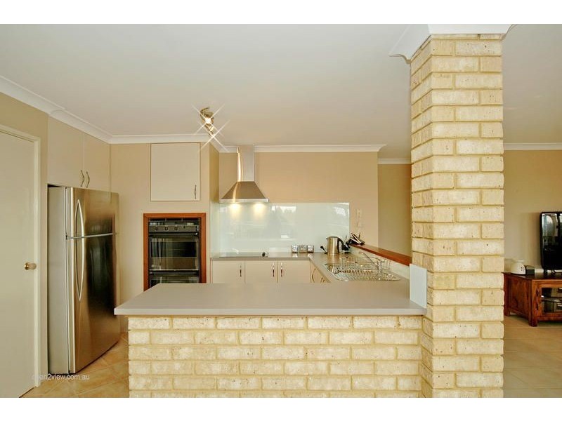 11 Ridge Close, Edgewater WA 6027