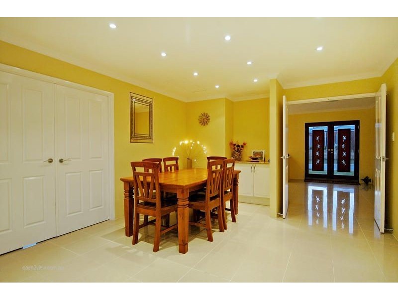 2 Kulana Way, Carramar WA 6031