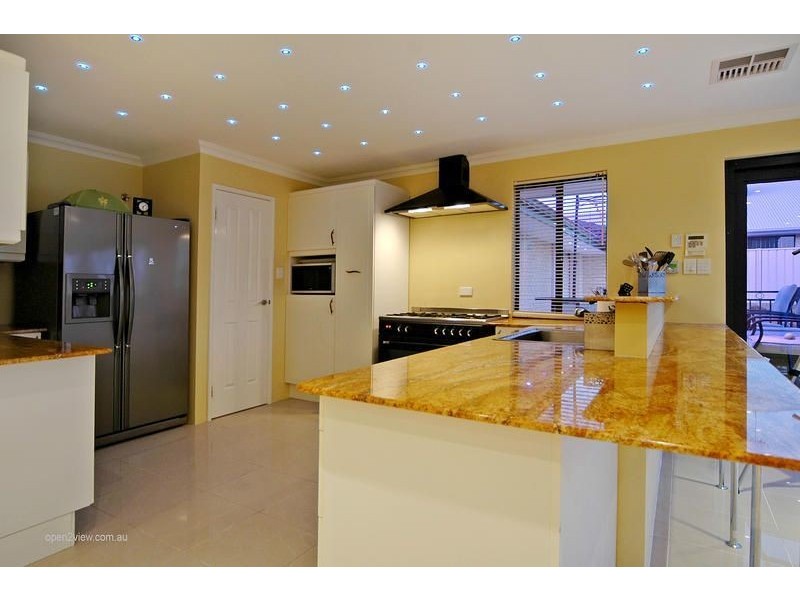 2 Kulana Way, Carramar WA 6031