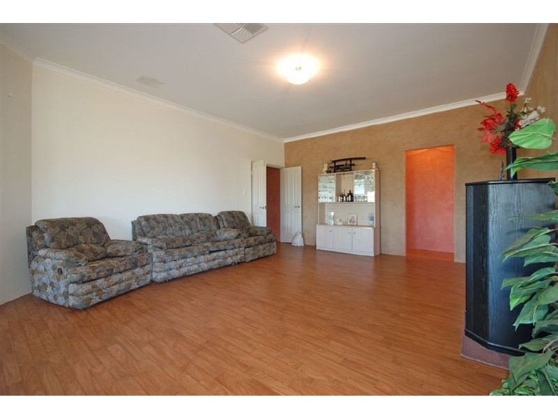 17 Pieter Place, Gabbadah WA 6041