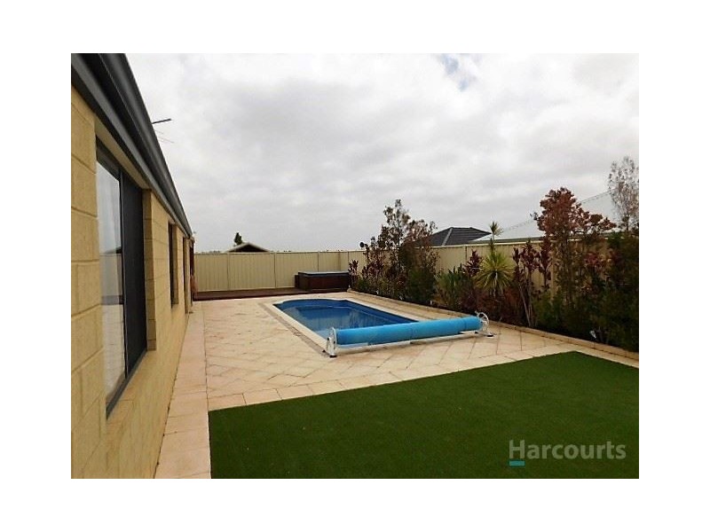 59 Da Vinci Drive, Tapping WA 6065