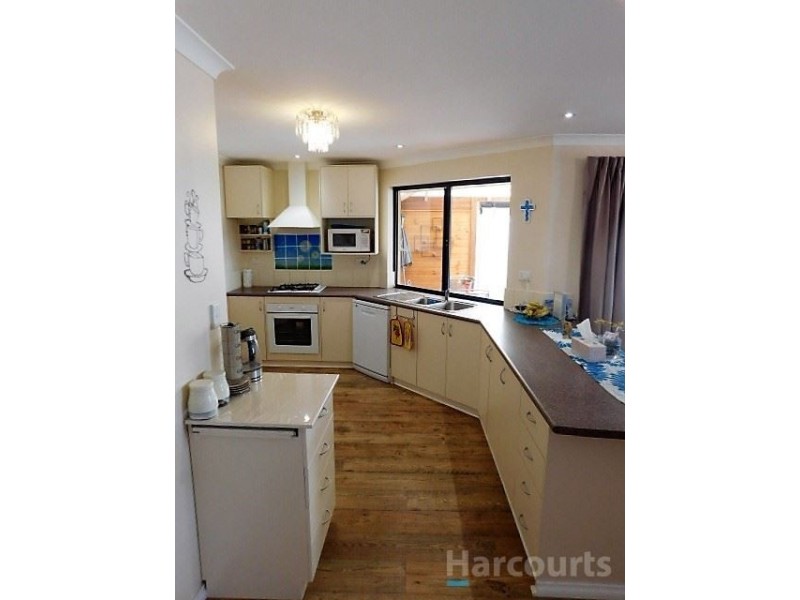 59 Da Vinci Drive, Tapping WA 6065