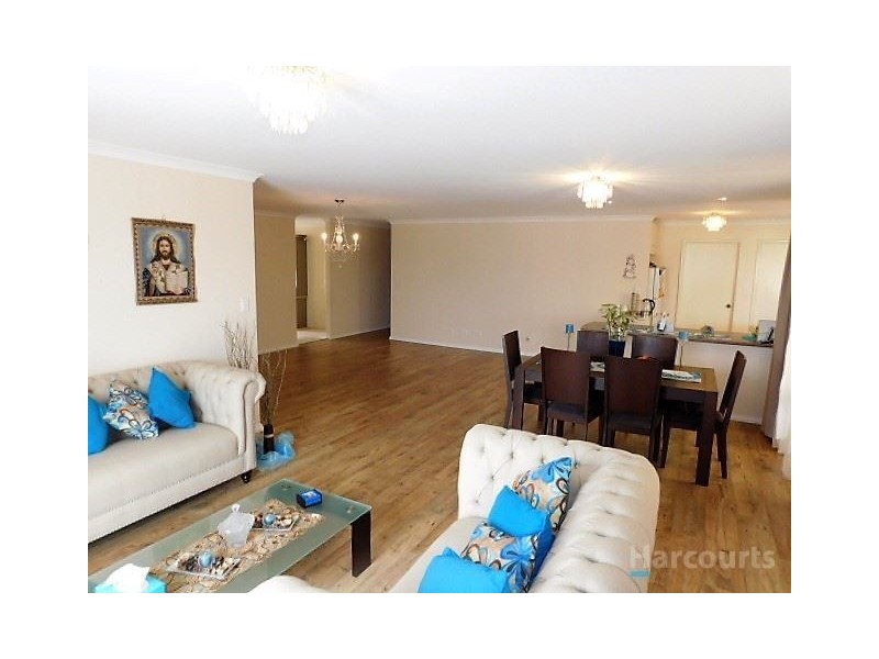 59 Da Vinci Drive, Tapping WA 6065