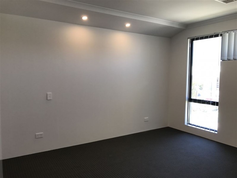 12 Sanderling Street, Alkimos WA 6038