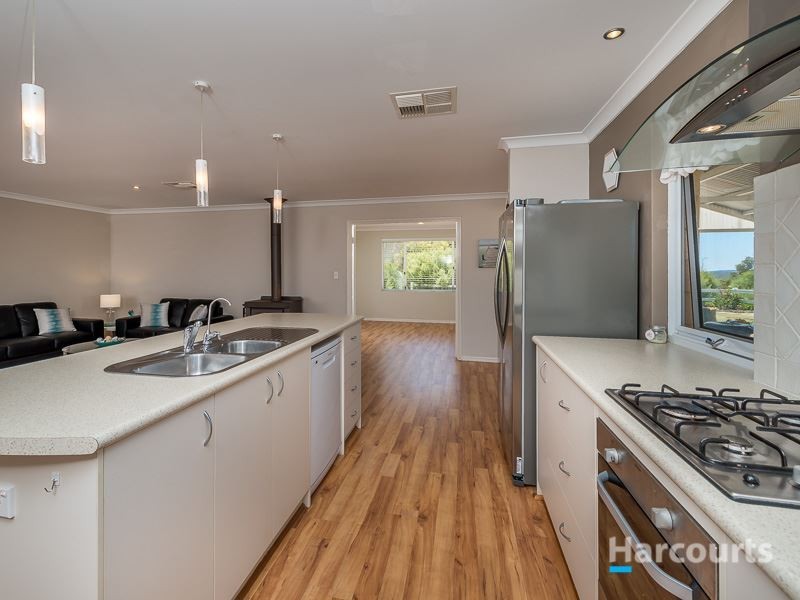 119 Chardonnay Drive, Lower Chittering WA 6084