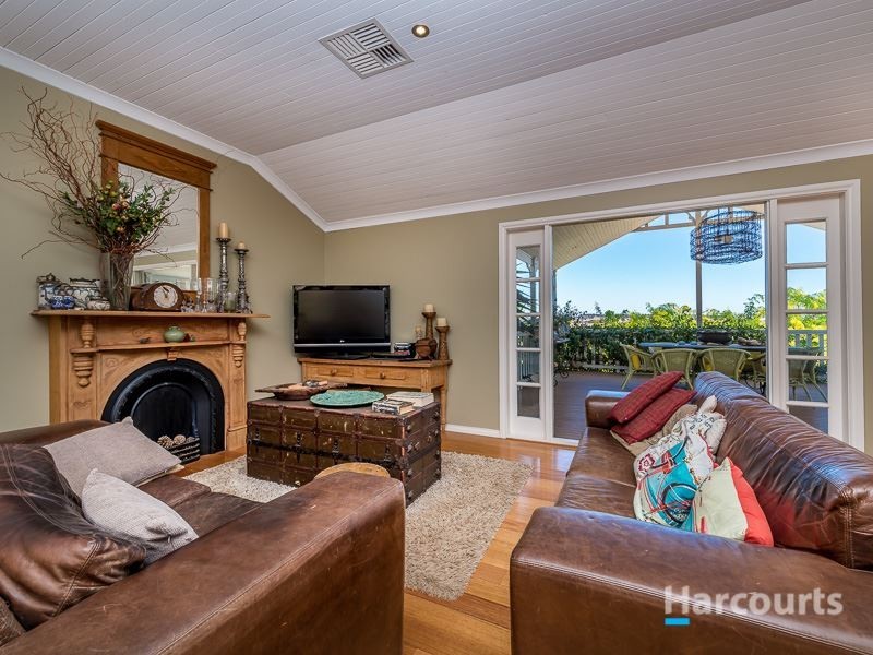 96 Jaldary Trail, Bullsbrook WA 6084