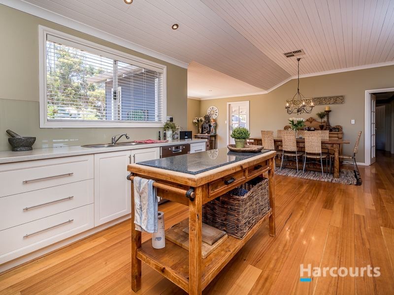 96 Jaldary Trail, Bullsbrook WA 6084