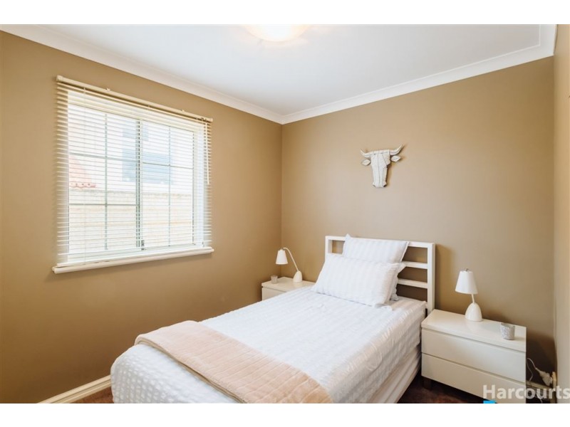 9 Inwood Place, Currambine WA 6028