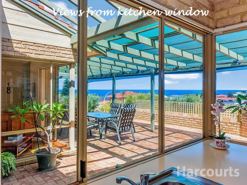 2 Volunteer Place, Ocean Reef WA 6027