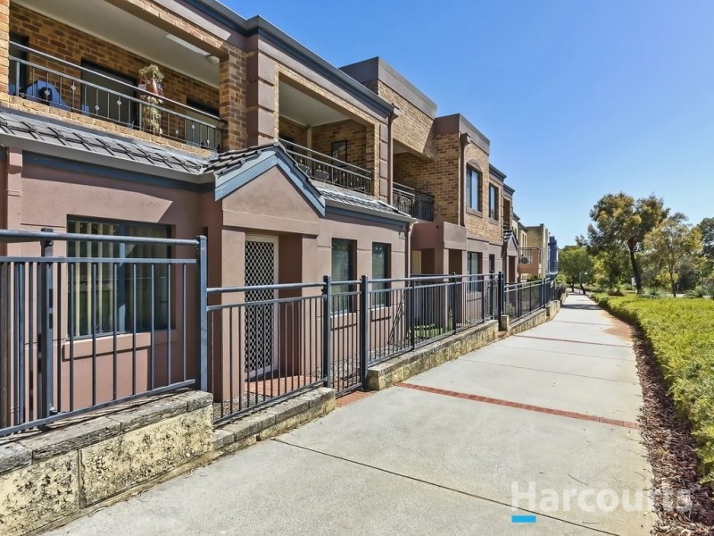 4/9 Lakeside Drive, Joondalup WA 6027