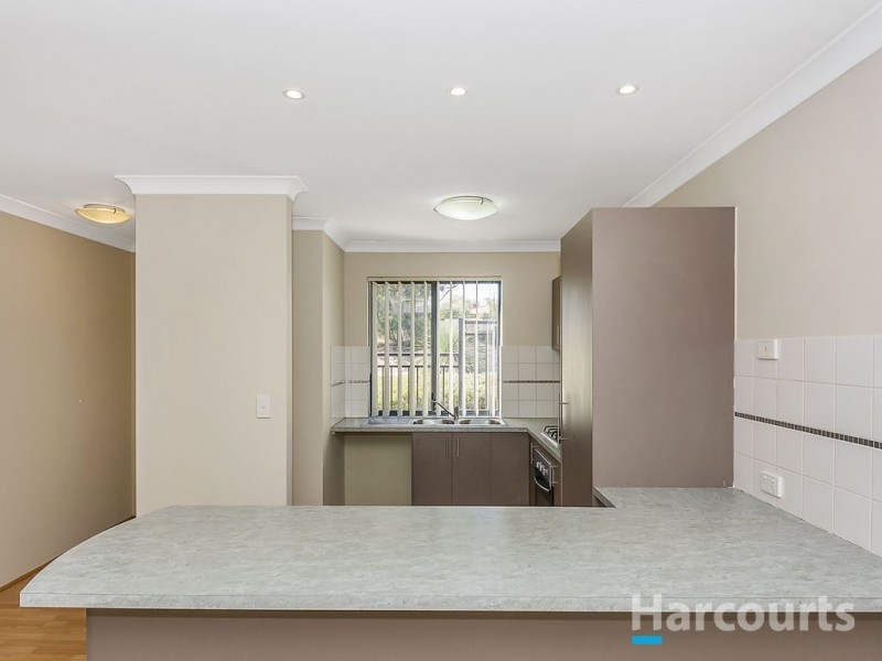 4/9 Lakeside Drive, Joondalup WA 6027