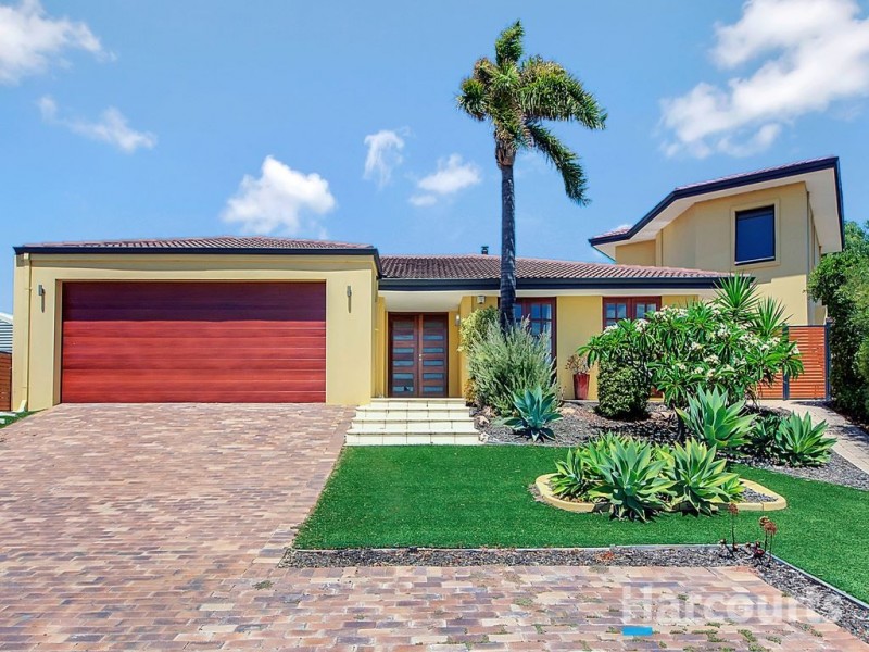 11 Milne Court, Ocean Reef WA 6027