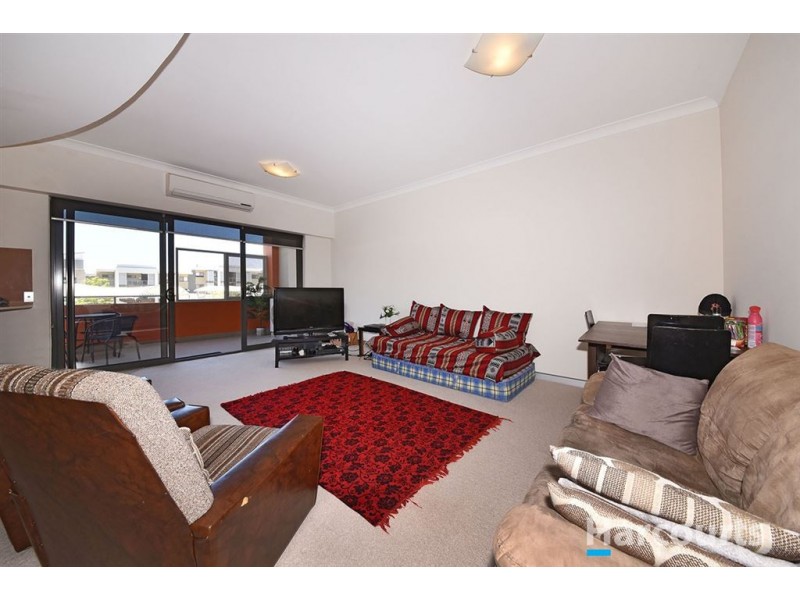 50/6 Walsh Loop, Joondalup WA 6027