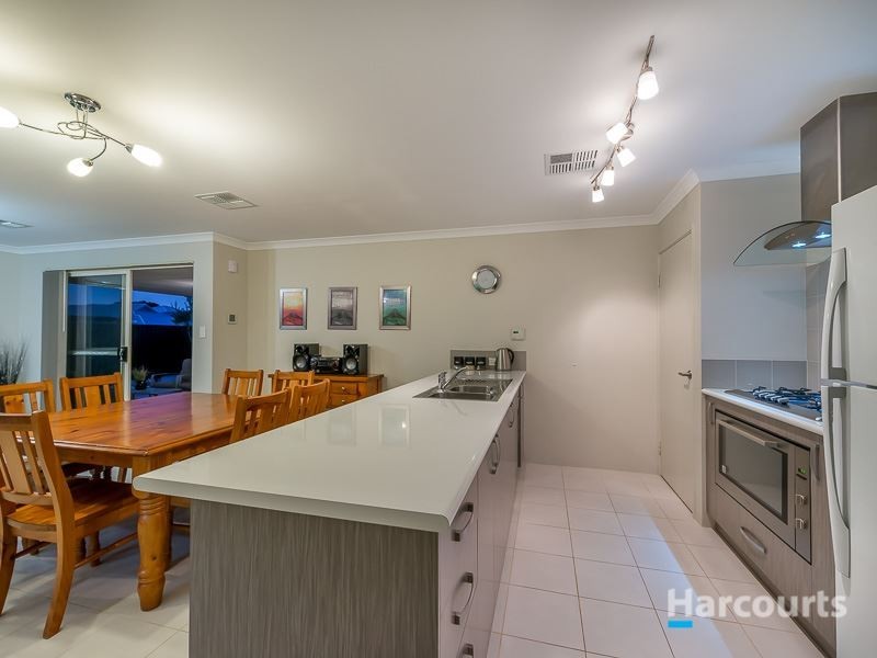 27 Ballybofey Loop, Bullsbrook WA 6084