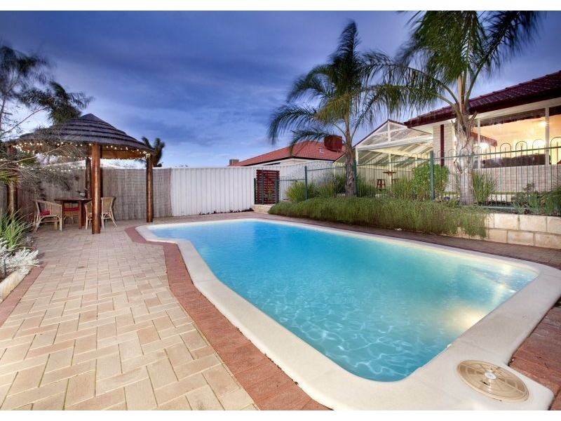24 Arbroath Circle, Kinross WA 6028