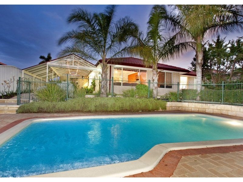24 Arbroath Circle, Kinross WA 6028