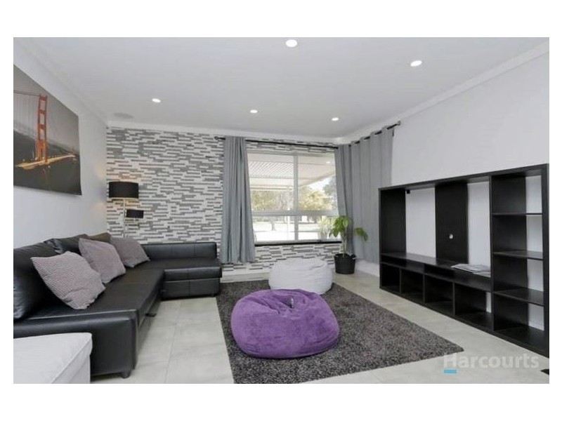 33 Sharon Drive, Carine WA 6020