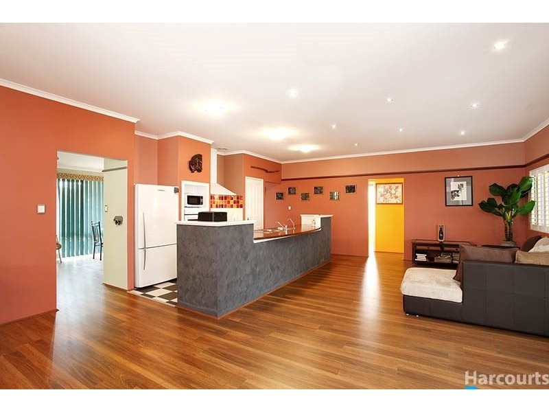 53 Hinchinbrook Ave, Ridgewood WA 6030