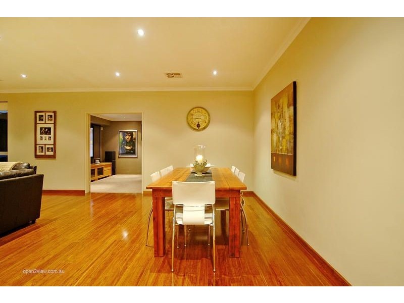 17 Leighton Gardens, Tapping WA 6065