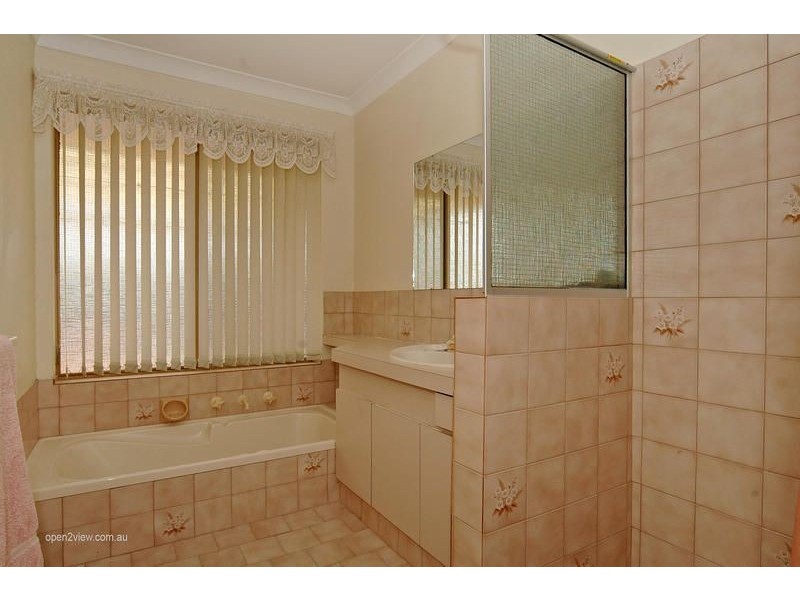 56B Lakevalley Drive, Edgewater WA 6027