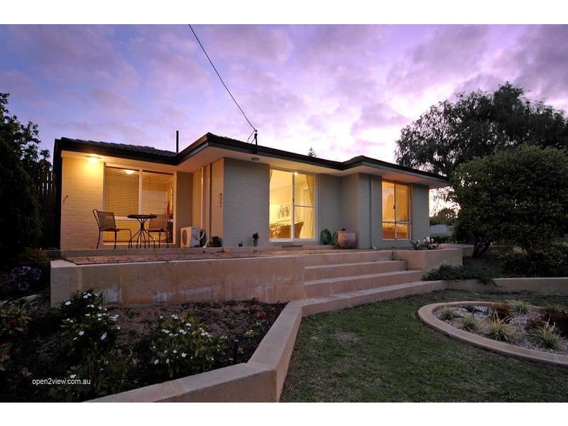 7B Stanford Road, Kallaroo WA 6025