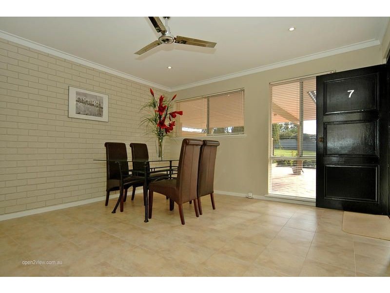 7B Stanford Road, Kallaroo WA 6025