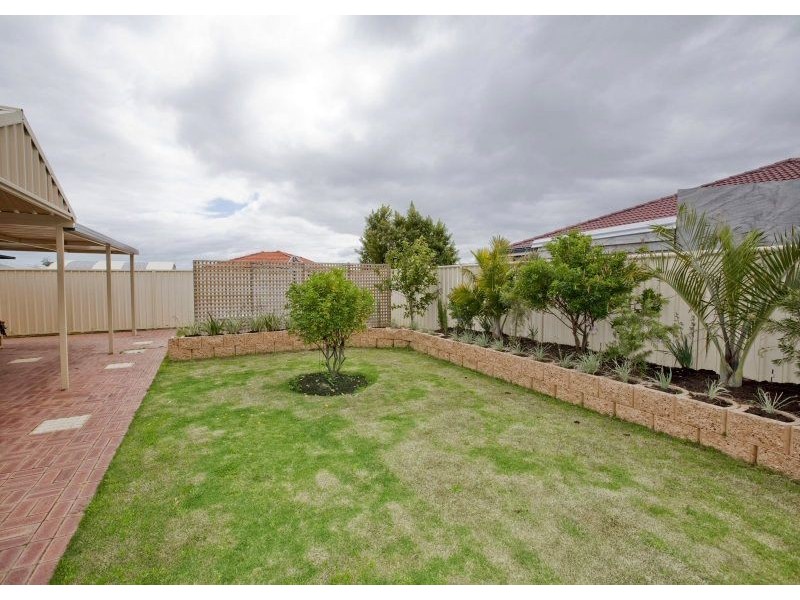 30 Annandale Circle, Kinross WA 6028