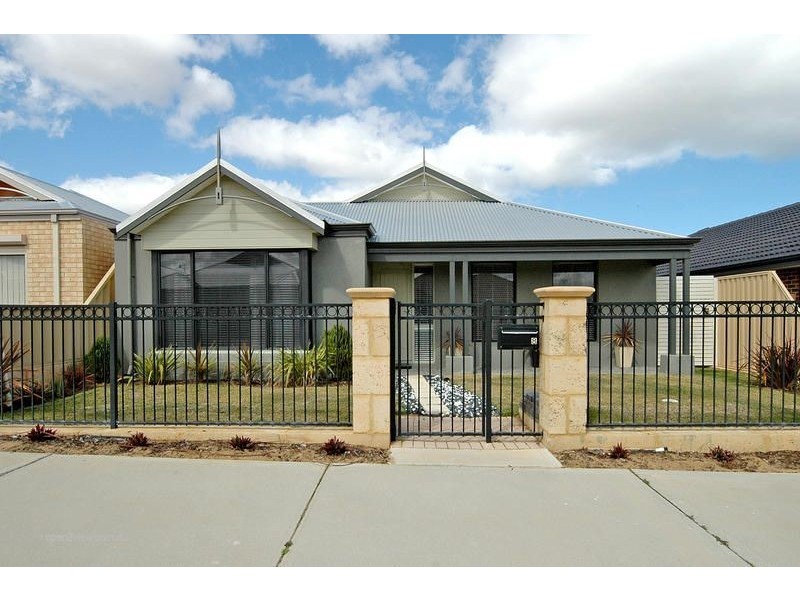 8 Carlin Way, Butler WA 6036