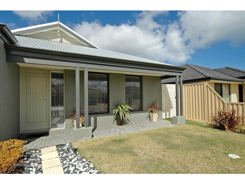 8 Carlin Way, Butler WA 6036