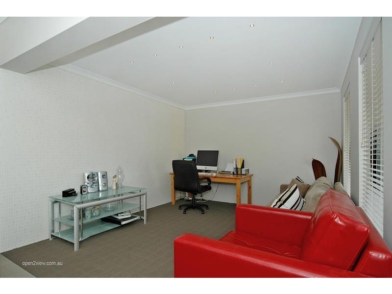 8 Carlin Way, Butler WA 6036