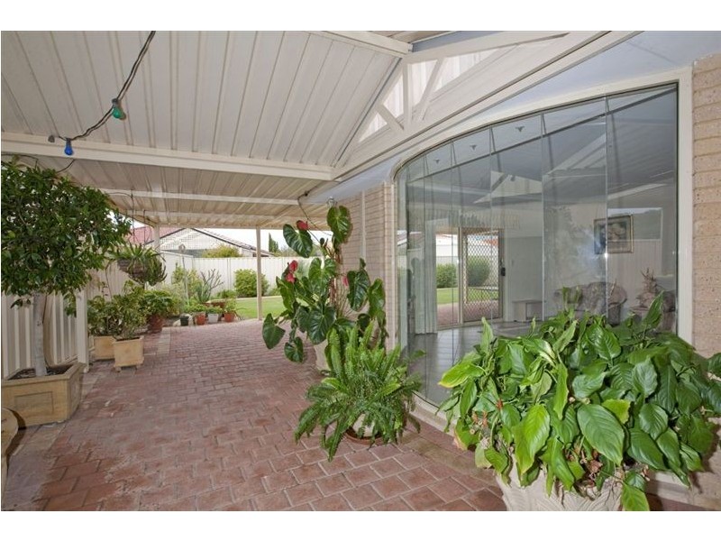 26 Blairgowie Heights, Kinross WA 6028