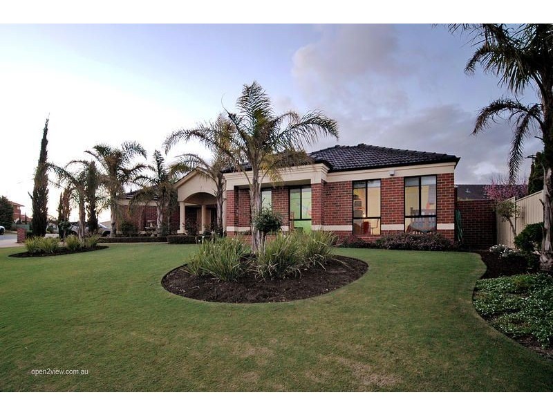 37 Meadowbrook Promenade, Currambine WA 6028