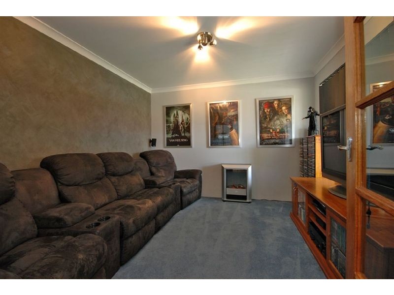 14 Dentata Street, Banksia Grove WA 6031