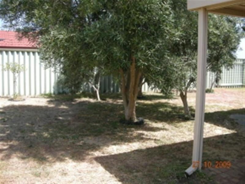 2 BENNEVIS TURN, Kinross WA 6028