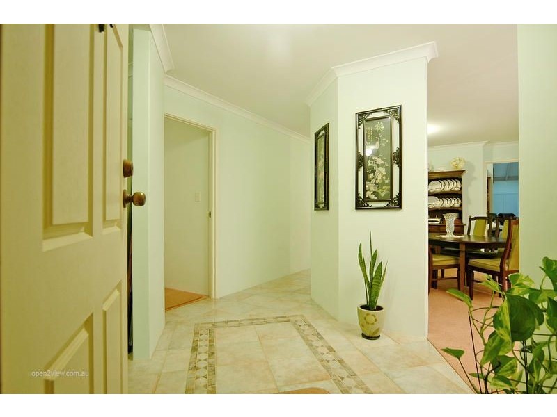 37 Parkstone Retreat, Currambine WA 6028