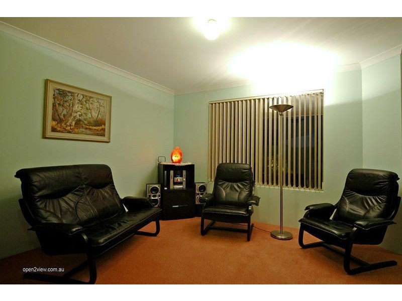 37 Parkstone Retreat, Currambine WA 6028