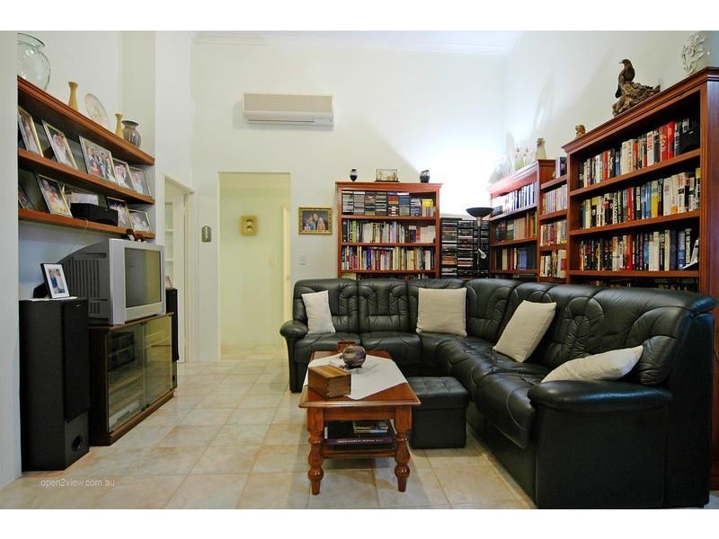 37 Parkstone Retreat, Currambine WA 6028